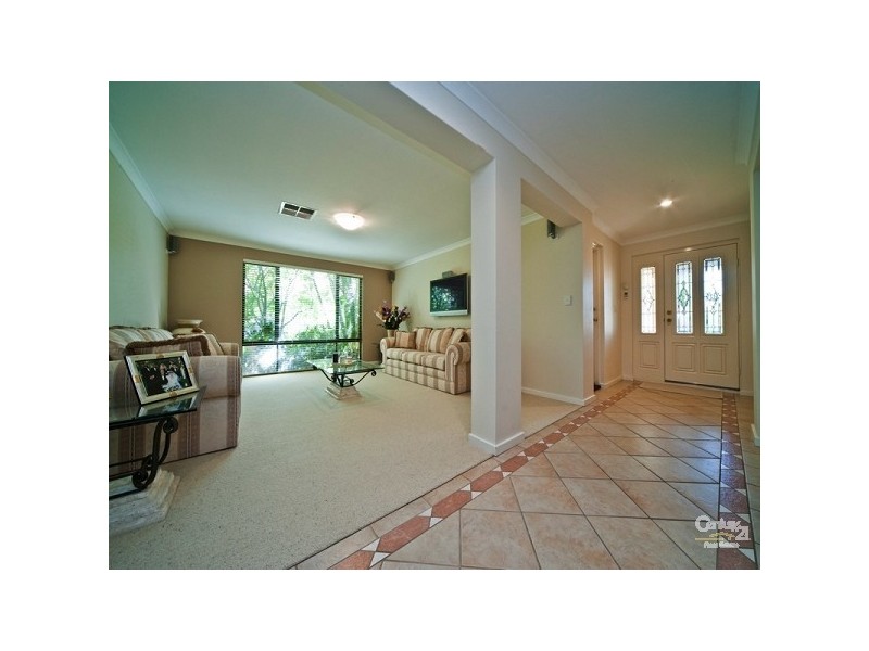 11 Asheville Pde, Landsdale WA 6065