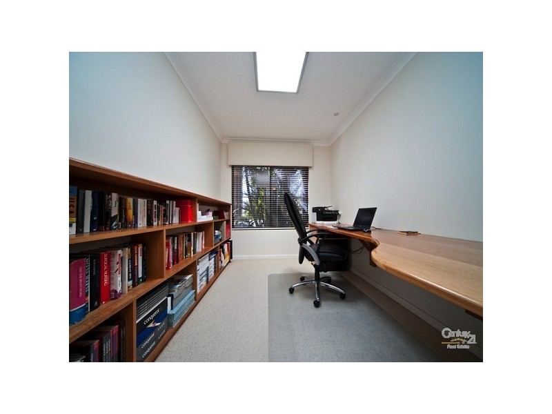 11 Asheville Pde, Landsdale WA 6065