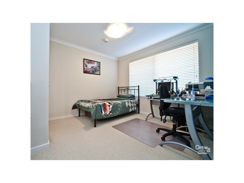 11 Asheville Pde, Landsdale WA 6065