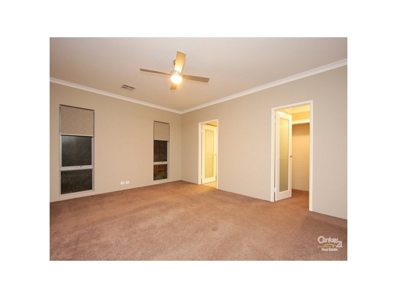9 Kentchurch Bend, The Vines WA 6069
