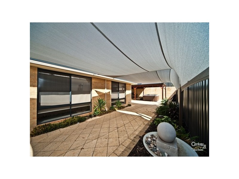 21 Whitehart Ent, Aveley WA 6069