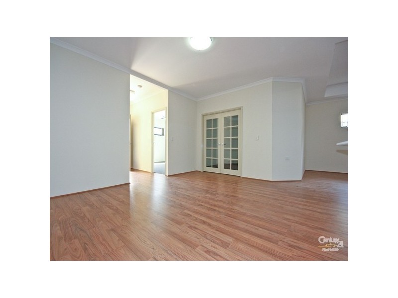 19 Ollave Cct, Aveley WA 6069