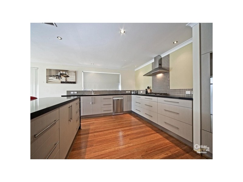 5 Tatton Way, The Vines WA 6069