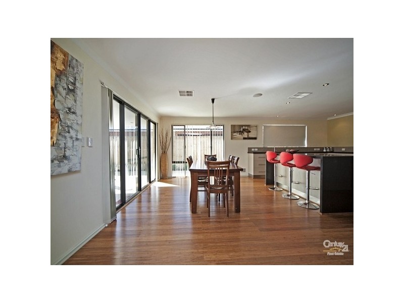 5 Tatton Way, The Vines WA 6069