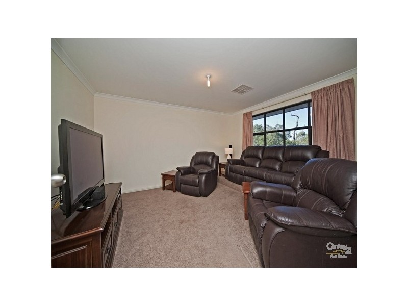 5 Tatton Way, The Vines WA 6069