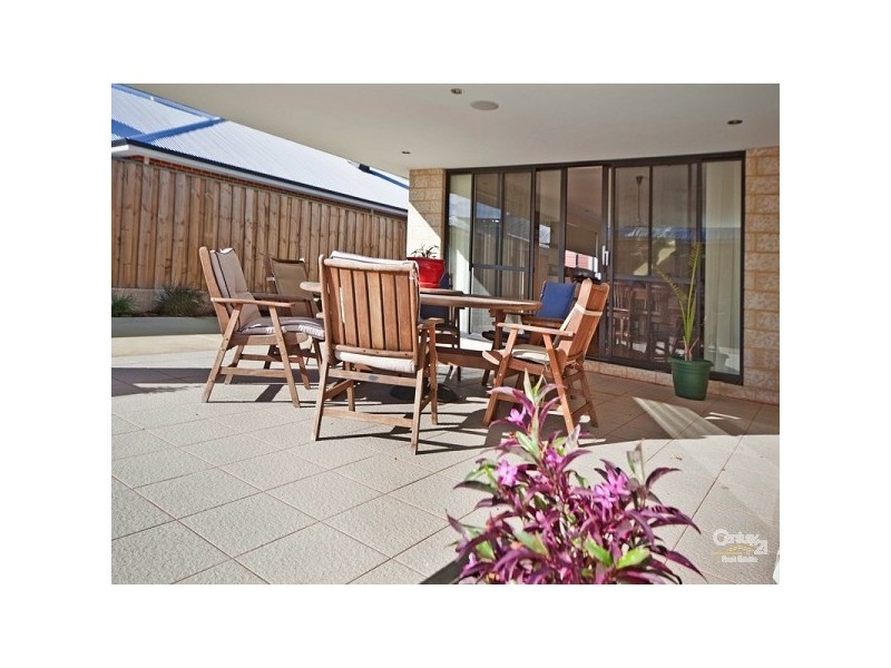 5 Tatton Way, The Vines WA 6069
