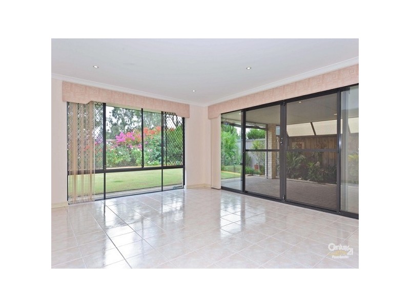 57 Fantail Crescent, Ellenbrook WA 6069