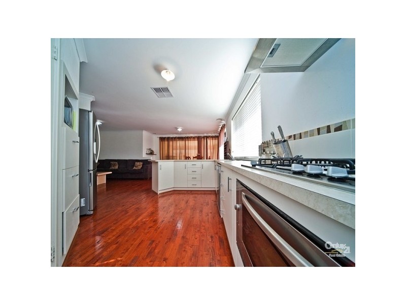 106 Lomas Circle, Ellenbrook WA 6069