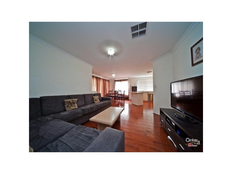 106 Lomas Circle, Ellenbrook WA 6069