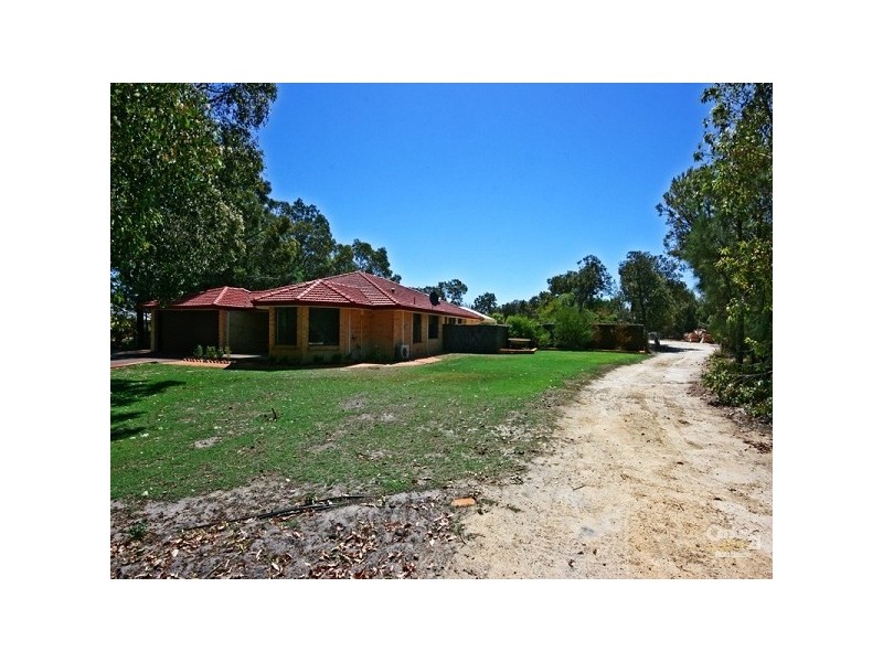 69 Barbera Lane, The Vines WA 6069
