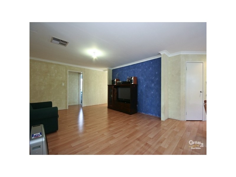 18 Delmage Circle, Ellenbrook WA 6069