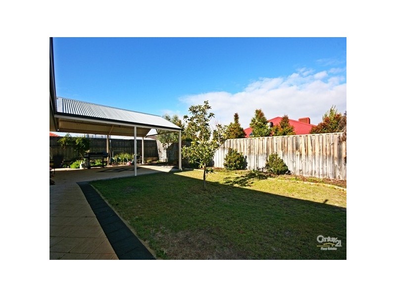 18 Delmage Circle, Ellenbrook WA 6069