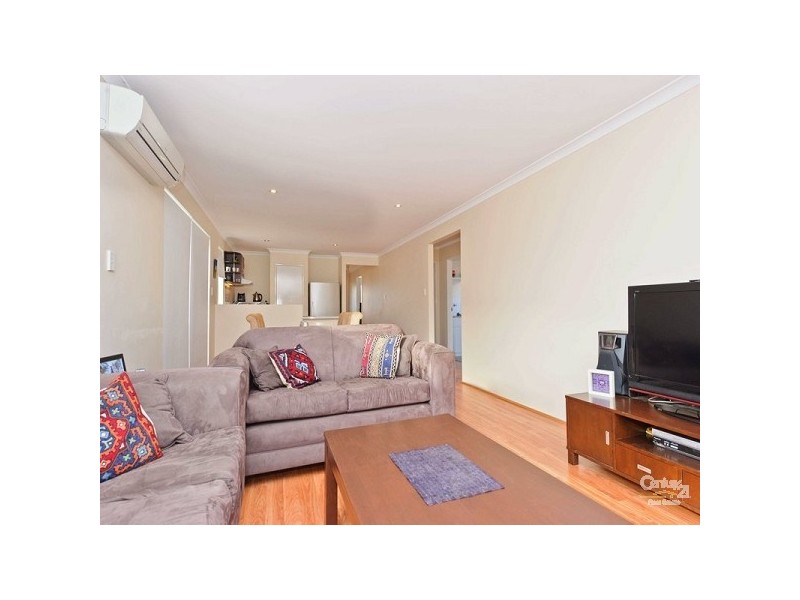 6 Westbrook Parade, Ellenbrook WA 6069