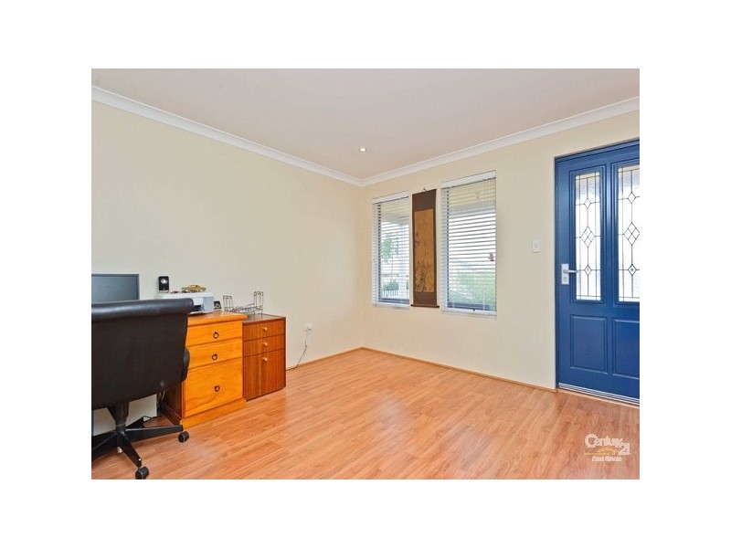 6 Westbrook Parade, Ellenbrook WA 6069