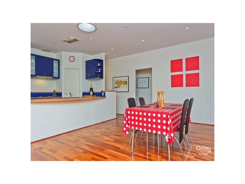 8 Nordland Way, Henley Brook WA 6055