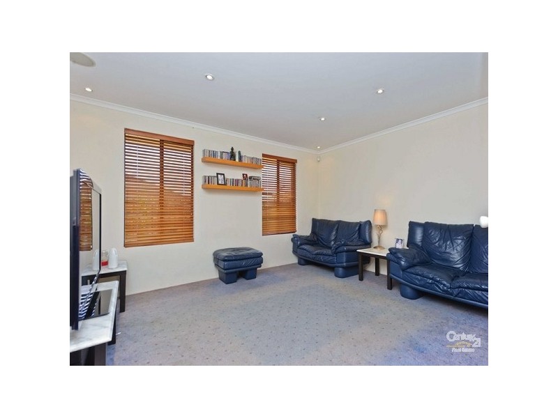 8 Nordland Way, Henley Brook WA 6055