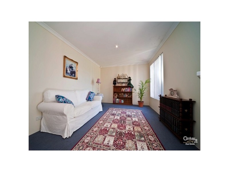 10 Rossini Circle, Ellenbrook WA 6069