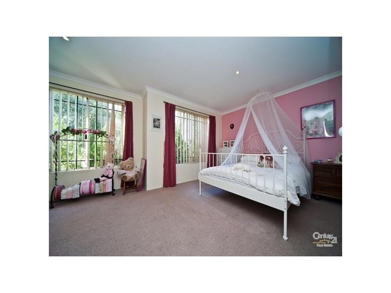 10 Rossini Circle, Ellenbrook WA 6069