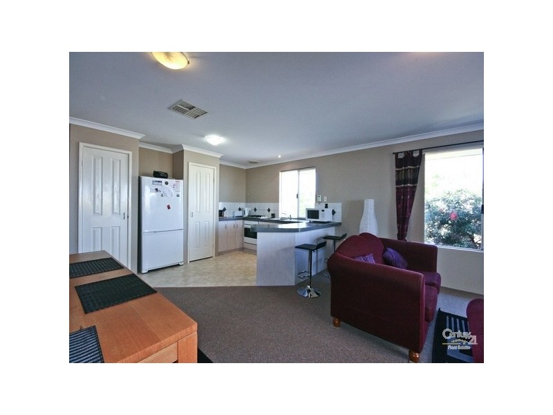 75 Larrawa Circle, Ellenbrook WA 6069