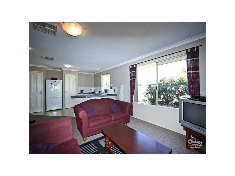 75 Larrawa Circle, Ellenbrook WA 6069