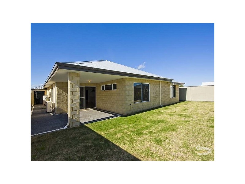 1 Guraga Tce, Ellenbrook WA 6069
