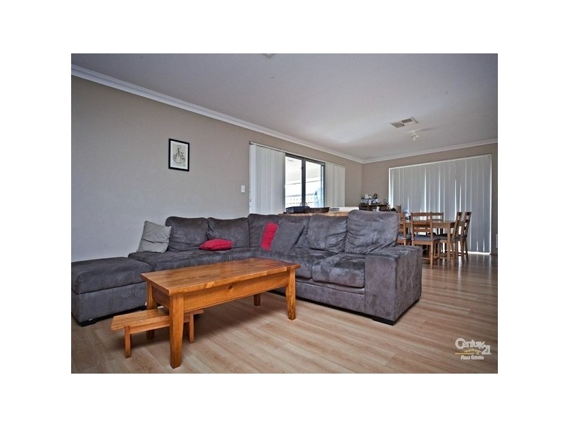 43 Derricap Ave, Ellenbrook WA 6069