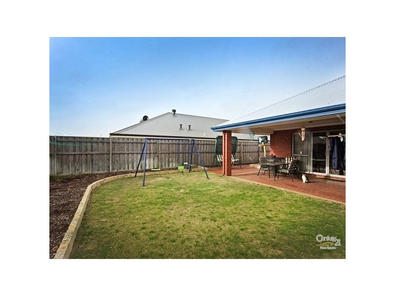 43 Derricap Ave, Ellenbrook WA 6069