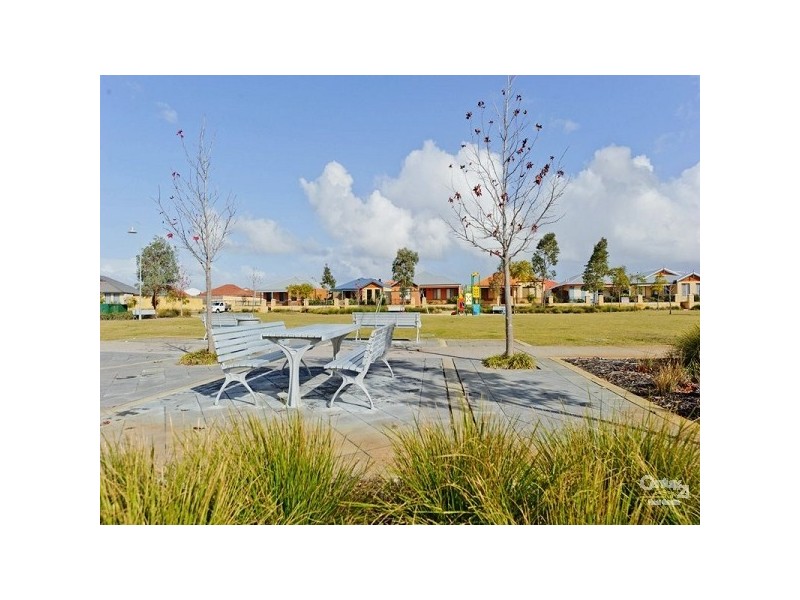 4 Cluny Way, Ellenbrook WA 6069