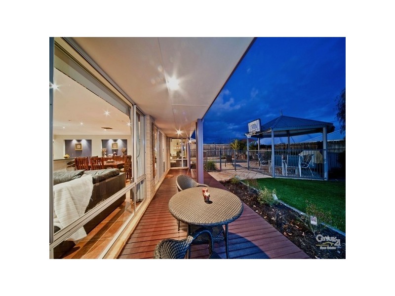 26 Arbor Dr, Ellenbrook WA 6069