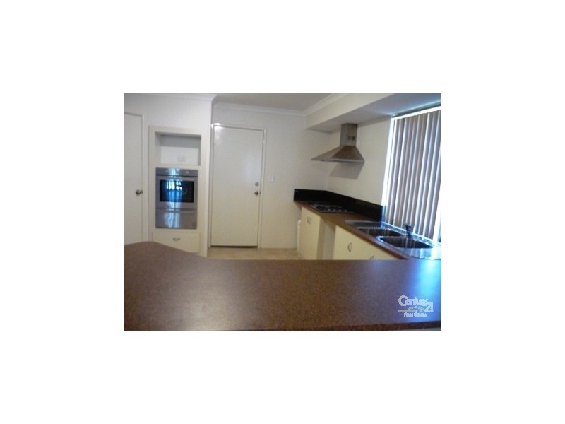 83 Edgecombe Pass, Aveley WA 6069