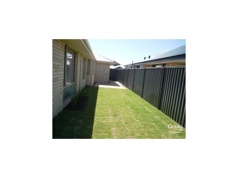 83 Edgecombe Pass, Aveley WA 6069