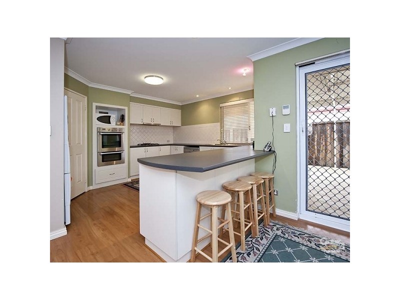 5 Glade Terrace, Ellenbrook WA 6069