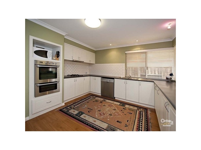 5 Glade Terrace, Ellenbrook WA 6069