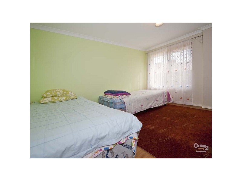 5 Glade Terrace, Ellenbrook WA 6069