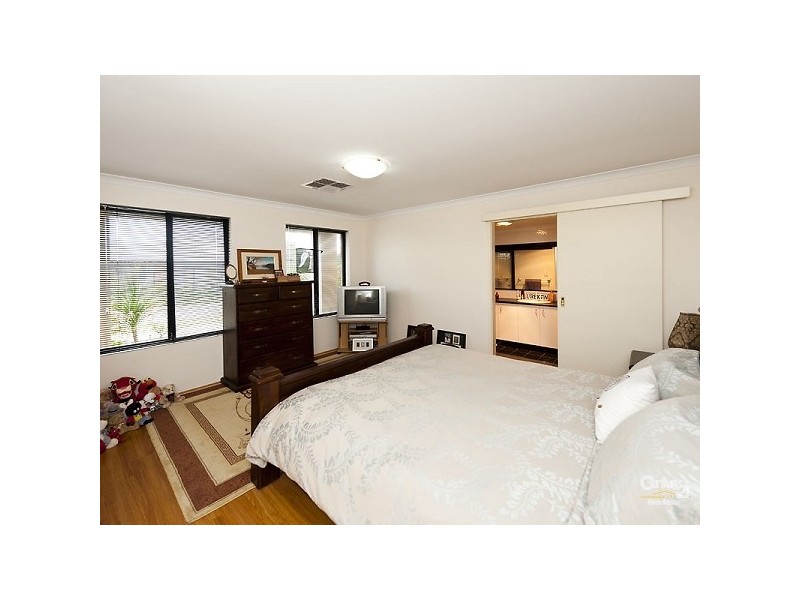 15 Mustang Drive, Henley Brook WA 6055