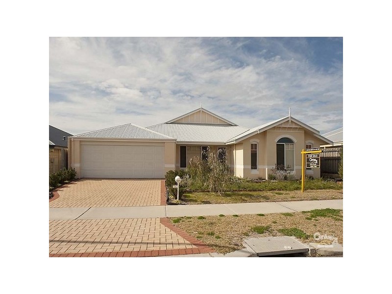 8 Bonsall Drive, Ellenbrook WA 6069