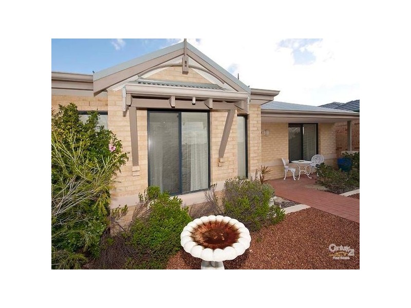 10 Alcala Street, Ellenbrook WA 6069