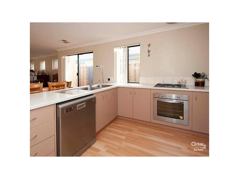 10 Alcala Street, Ellenbrook WA 6069