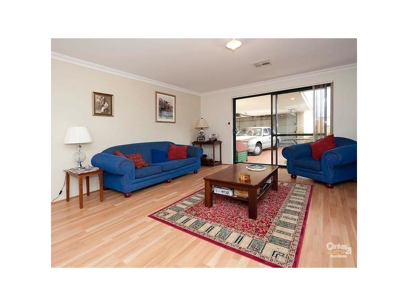 10 Alcala Street, Ellenbrook WA 6069