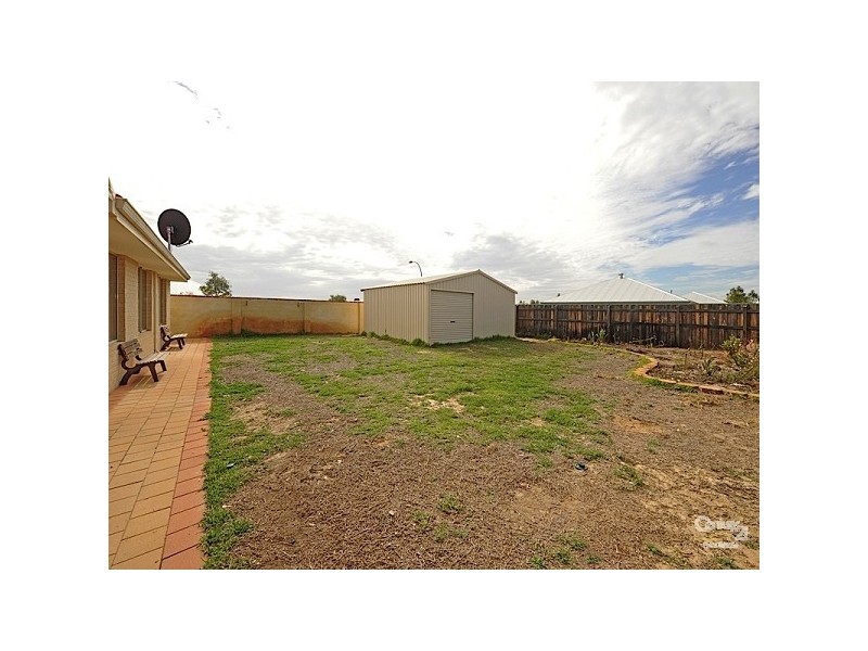 48 Coniston Dr, Ellenbrook WA 6069
