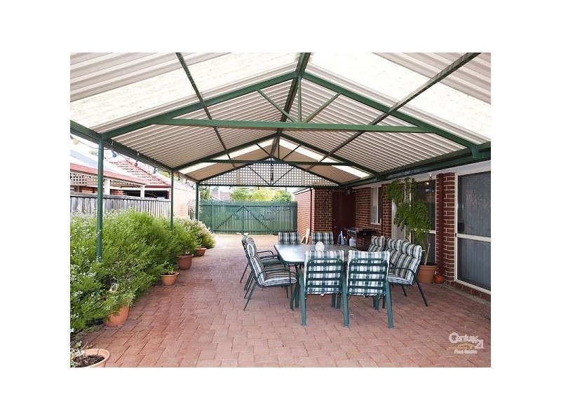 16 Daintree Loop, Ellenbrook WA 6069