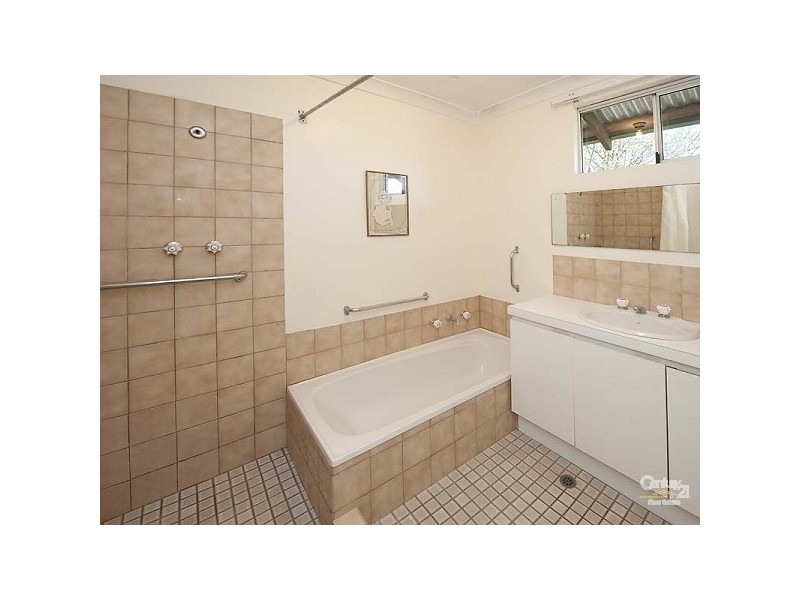 234 Padbury Ave, Herne Hill WA 6056