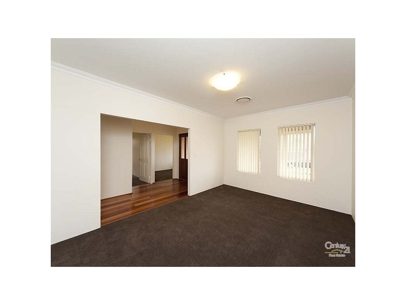 19 Edgecombe Pass, Aveley WA 6069