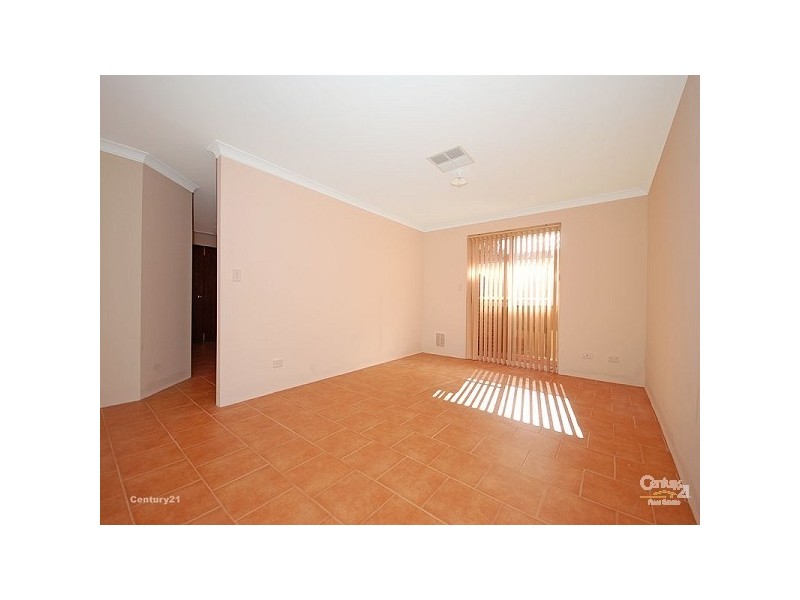 42 Halpin Circle, Ellenbrook WA 6069