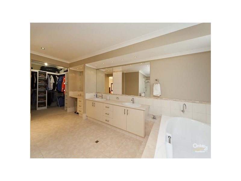 12 Kentchurch Bend, The Vines WA 6069