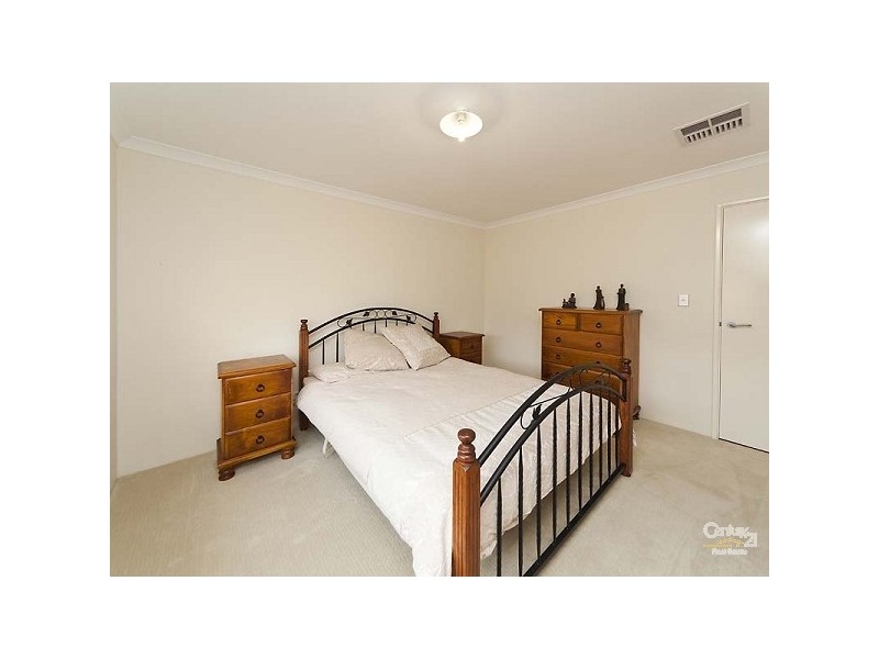 12 Kentchurch Bend, The Vines WA 6069