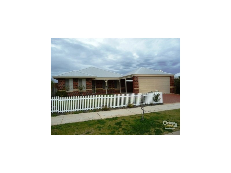 35 Bancombe Cres, Ellenbrook WA 6069