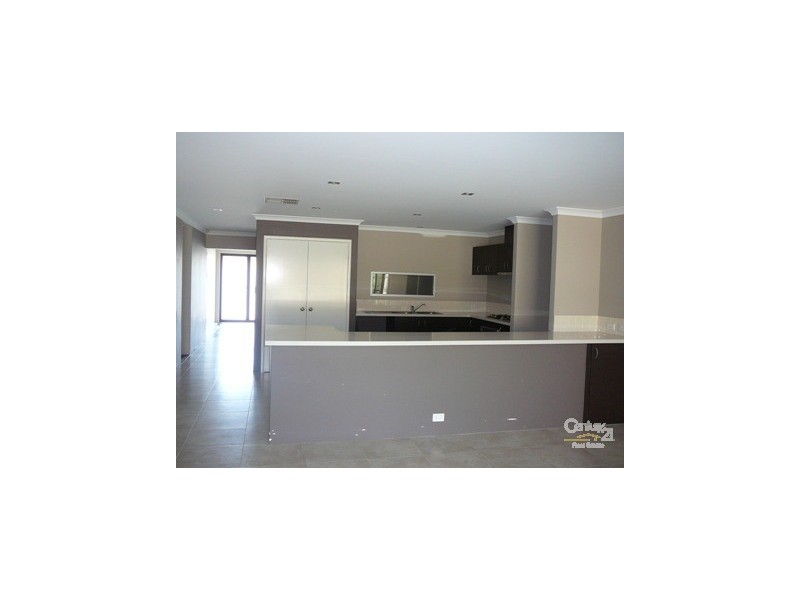 7 Velvick Pass, Ellenbrook WA 6069