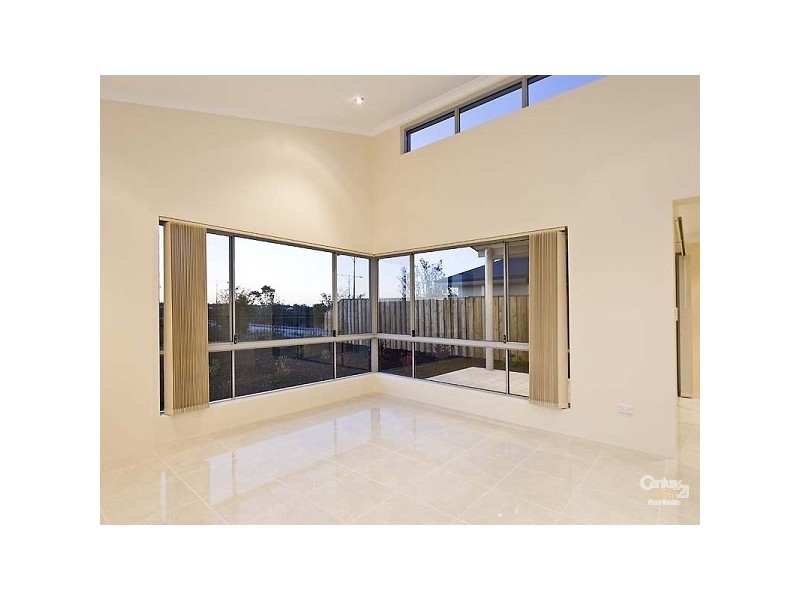 11 Goomally Turn, Ellenbrook WA 6069