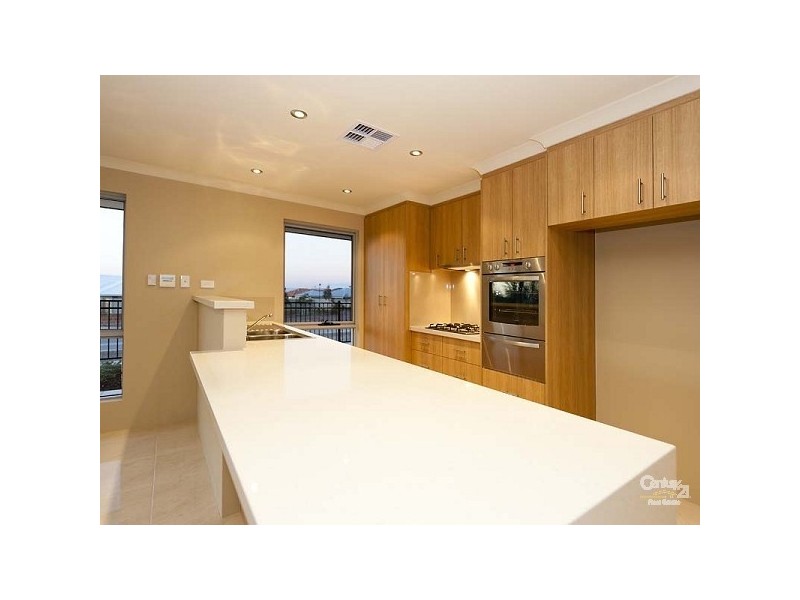 15 Goomally Turn, Ellenbrook WA 6069